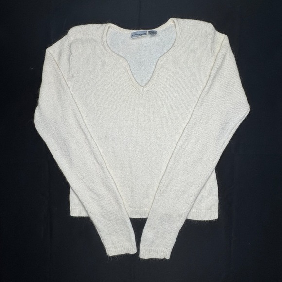 Fashion Bug Sweaters - Vtg Fashion Bug Sweater Womens M Ivory Angora Blend Notch V Neck Long Sleeve 90s
